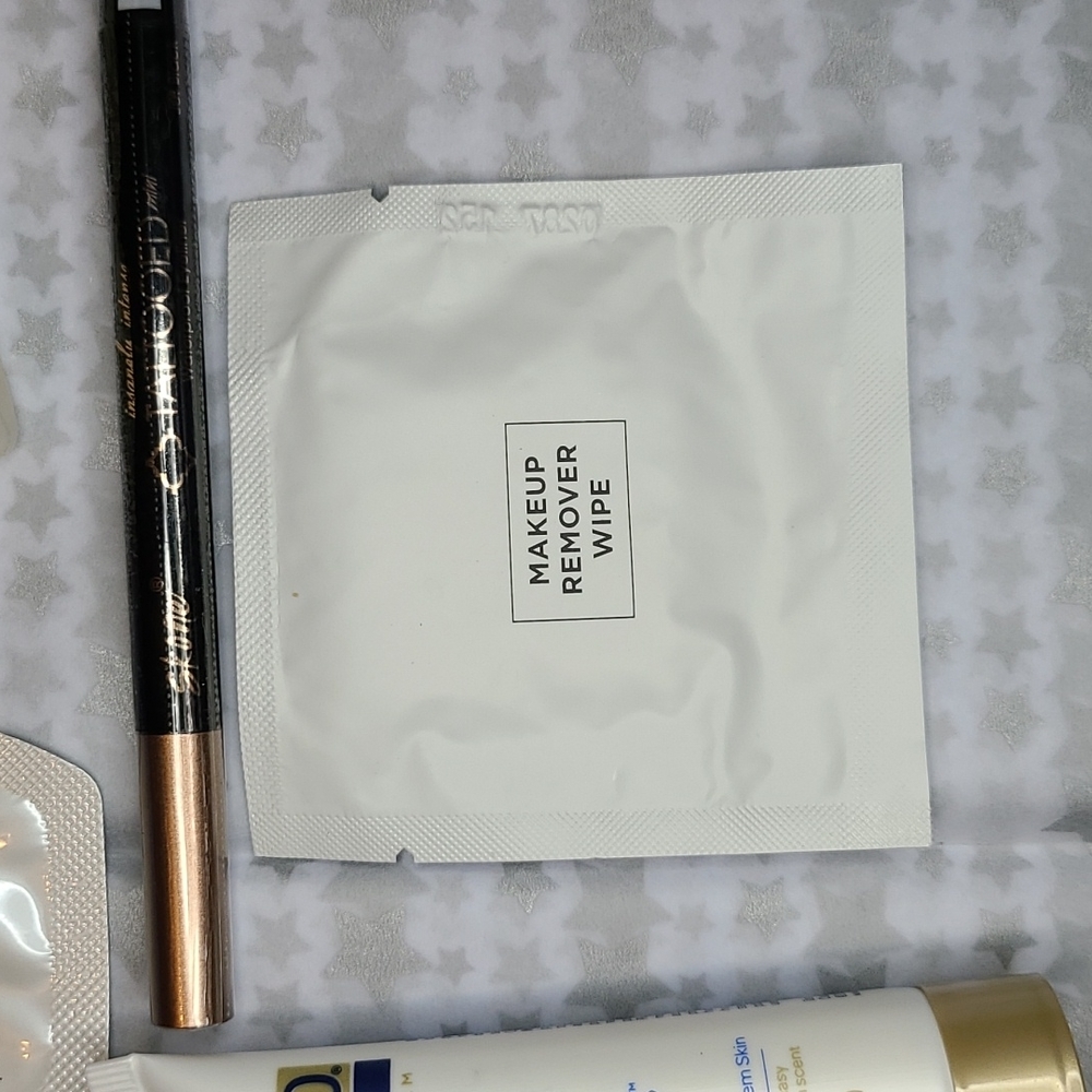 😎HP😜  Misc Bundle: shampoo, conditioner, lotion, eye liner----all unope - Picture 6 of 12